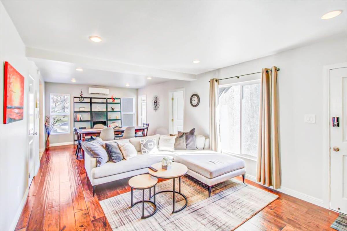 Modern 2-Bedroom Haven In The Heart Of La- Hud-Vp 洛杉矶 外观 照片